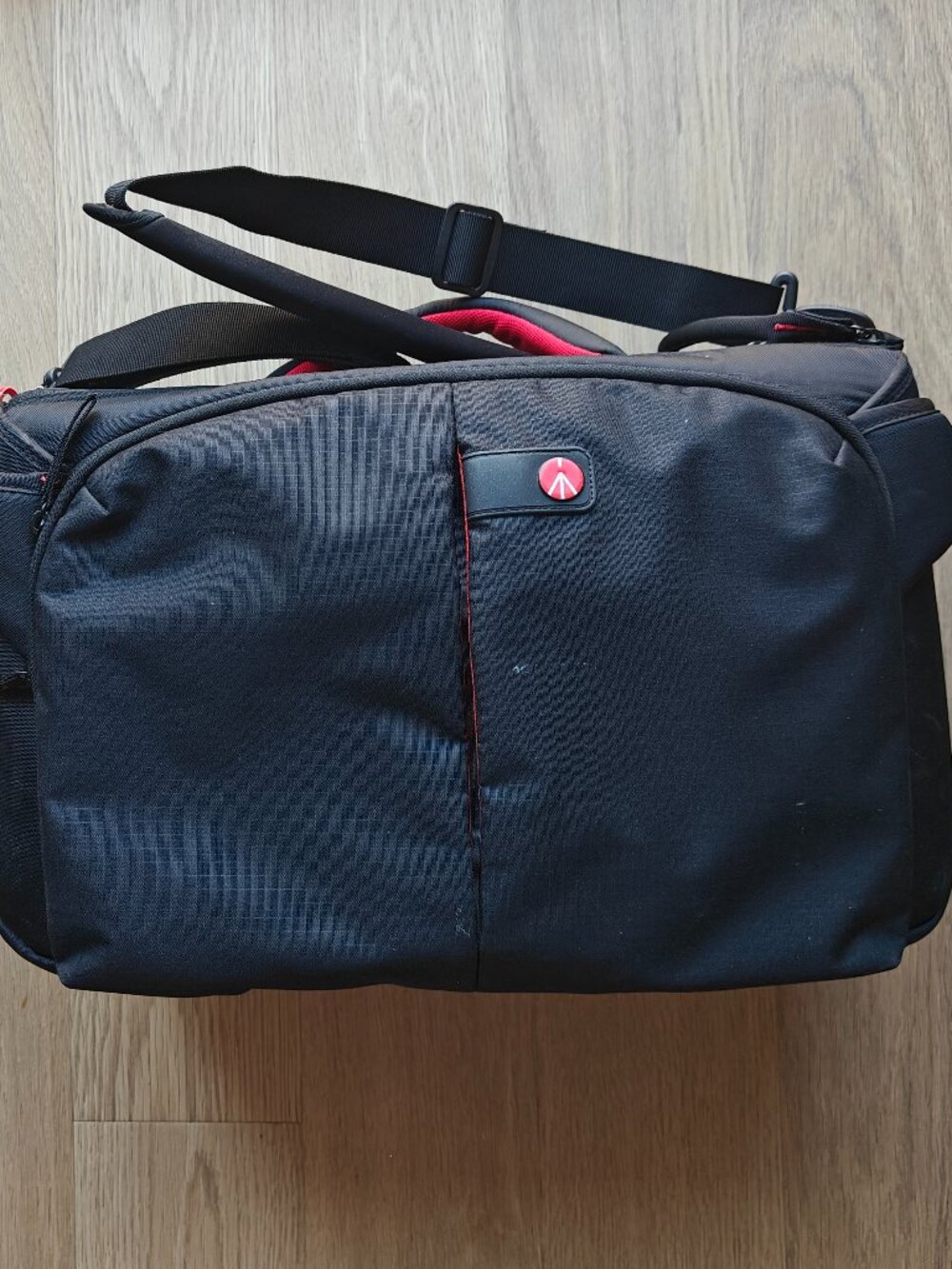 Manfrotto PL-CC-195 Pro Light Video Camcorder Camera Case Pre-Owned